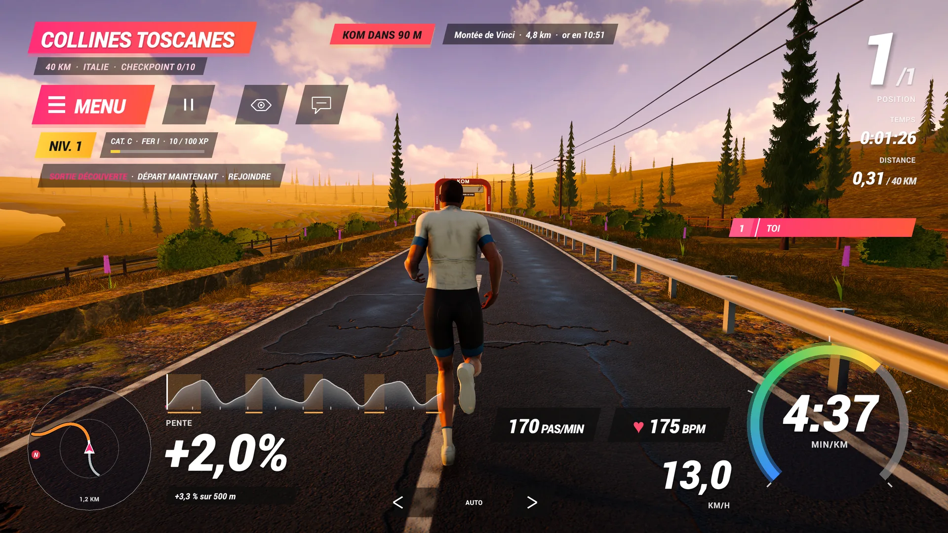 L’écran de FORGE Run dans les collines toscanes : 4:37 min/km, 13 km/h, pente et profil