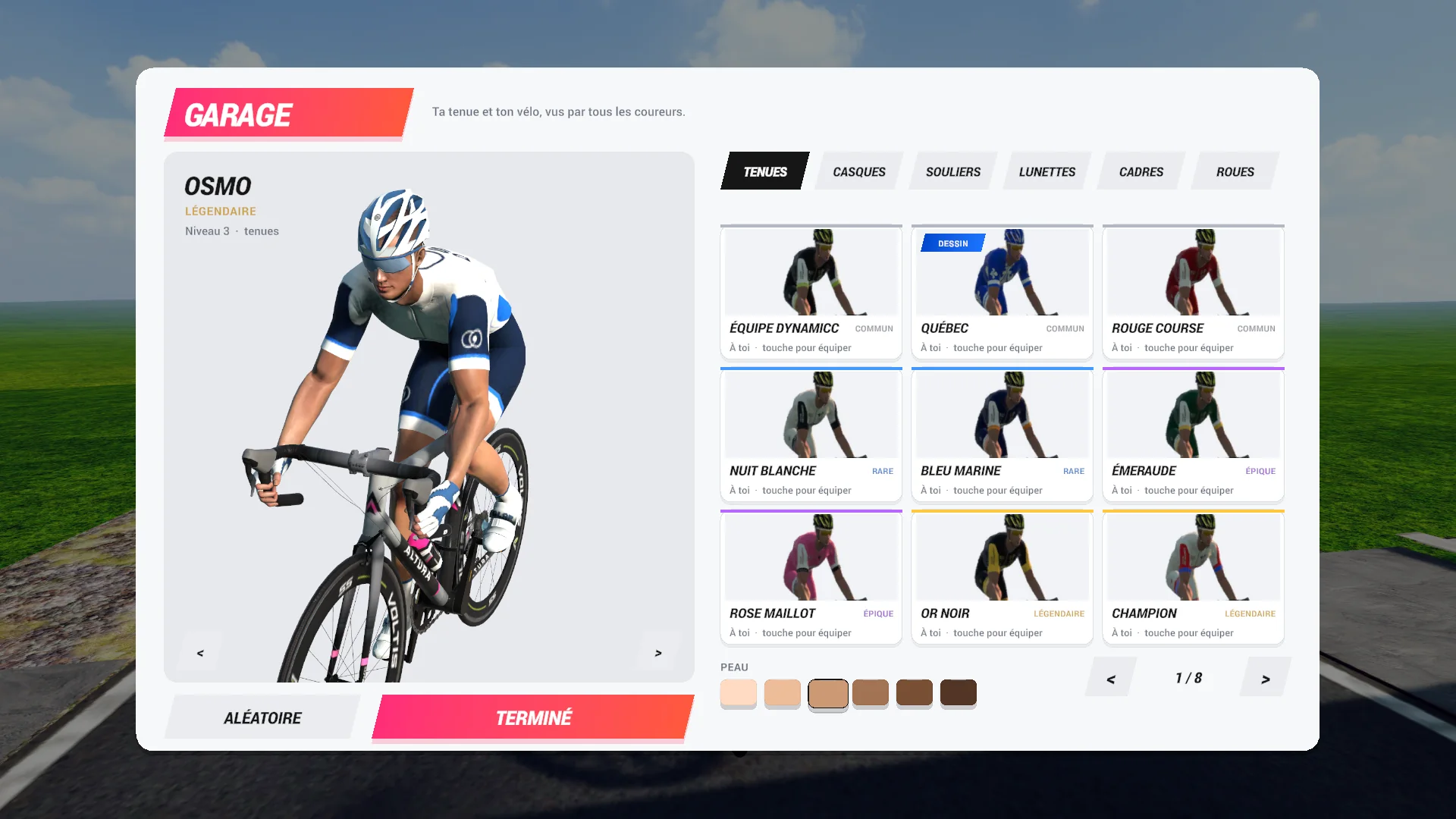 Le garage de FORGE Ride : maillots, casques, souliers, lunettes, cadres et roues